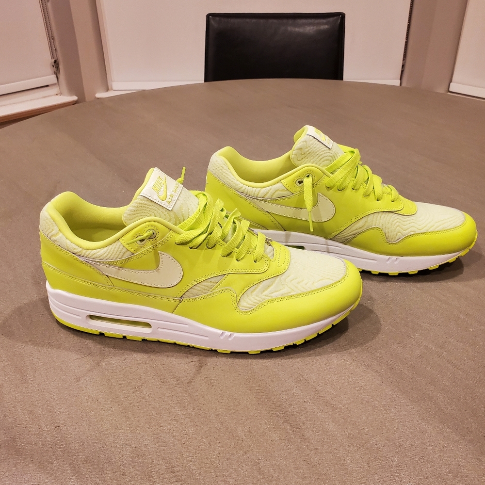 Nike Air Max 1 PRM Volt Topography